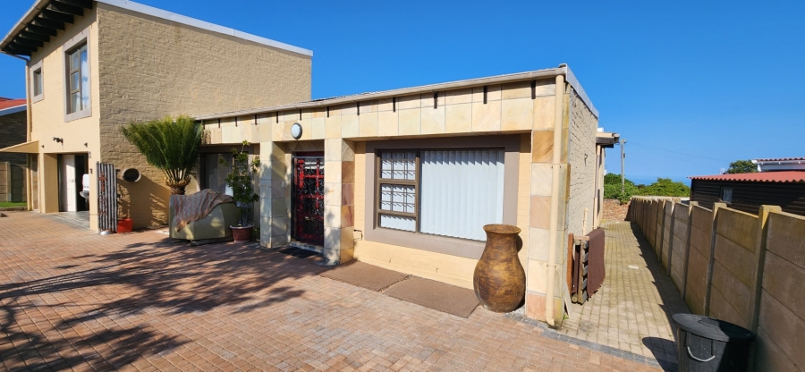 4 Bedroom Property for Sale in Dana Bay Western Cape